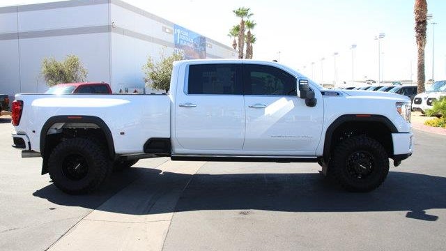 2022 GMC Sierra 3500HD Denali