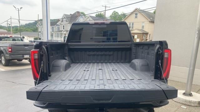 2024 GMC Sierra 3500HD Denali