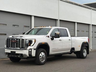 2024 GMC Sierra 3500HD 4X4 Denali 4DR Crew Cab SB SRW