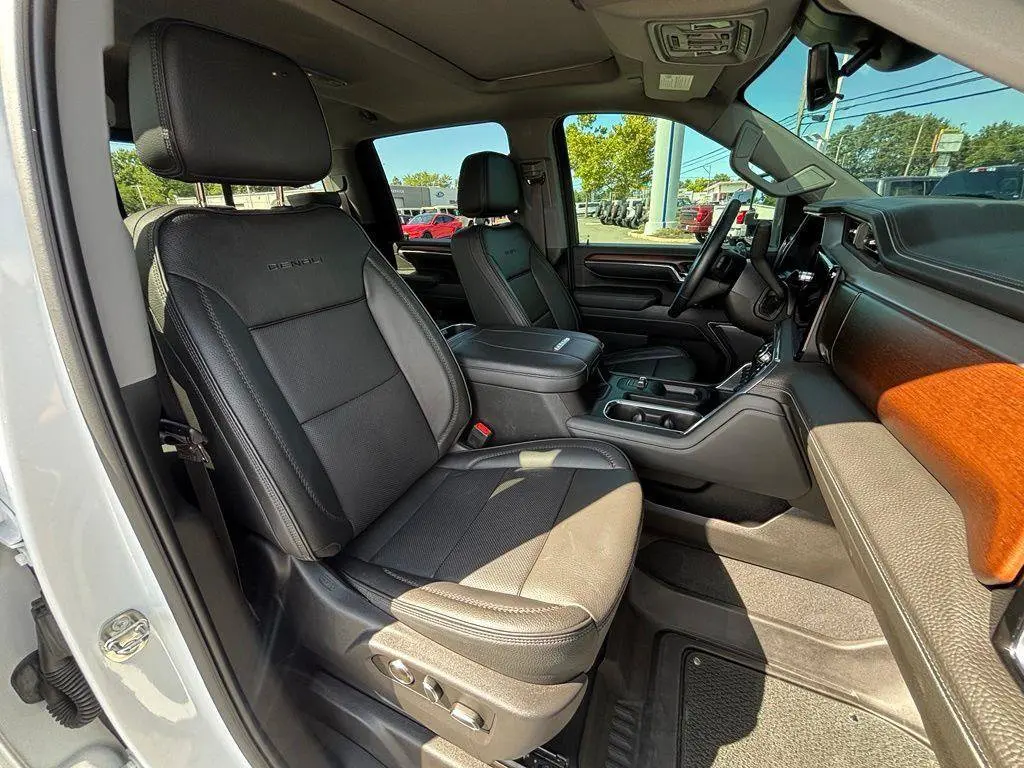 2024 GMC Sierra Hd - $72,995