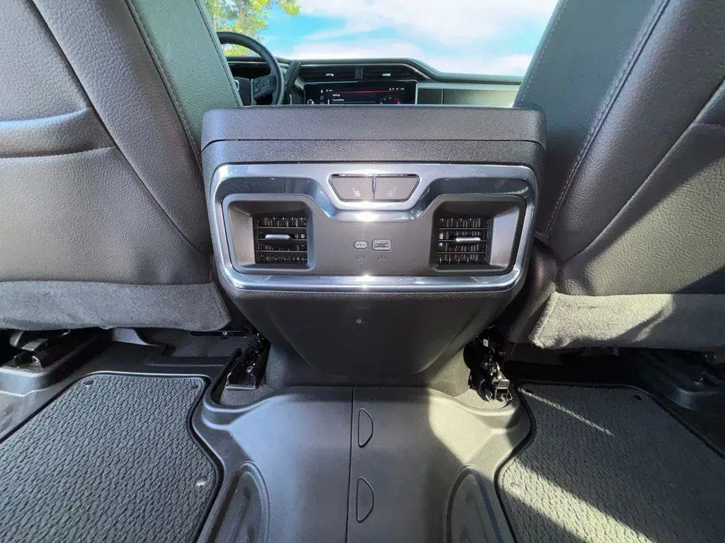 2024 GMC Sierra Hd - $72,995