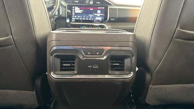2024 GMC Sierra 3500HD Denali