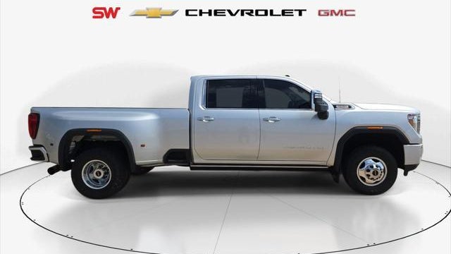 2022 GMC Sierra 3500HD Denali