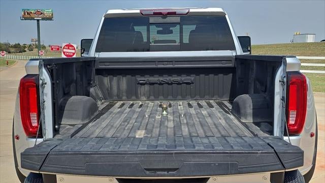 2022 GMC Sierra 3500HD Denali