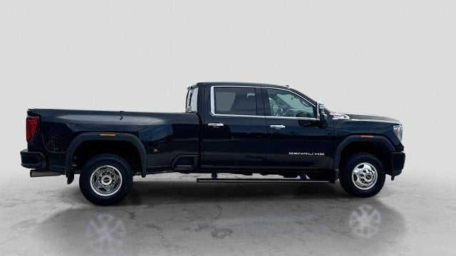 2023 GMC Sierra 3500HD Denali