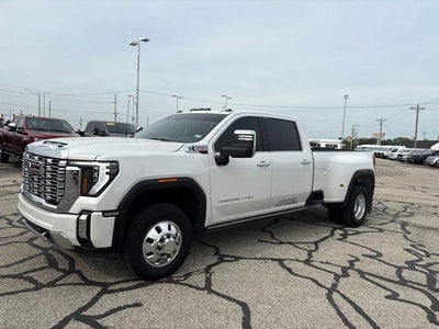 2024 GMC Sierra 3500HD 4X4 Denali 4DR Crew Cab SB SRW