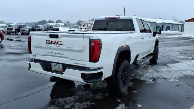 2024 GMC Sierra 3500HD Denali