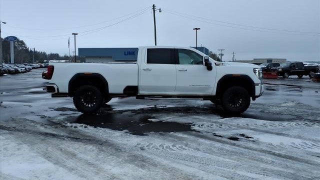 2024 GMC Sierra 3500HD Denali
