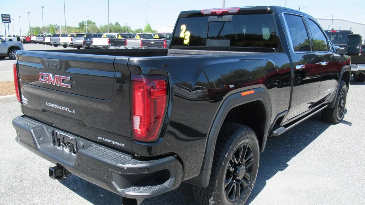 2023 GMC Sierra 3500HD Denali