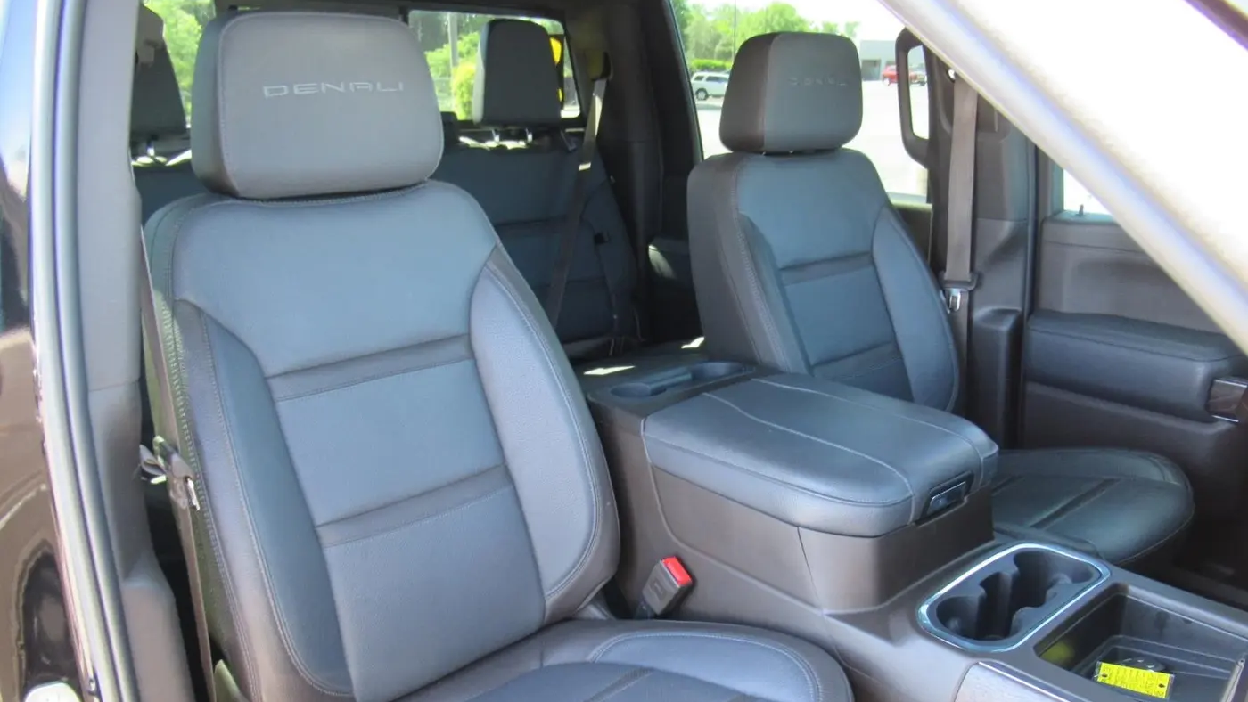 2023 GMC Sierra 3500HD Denali