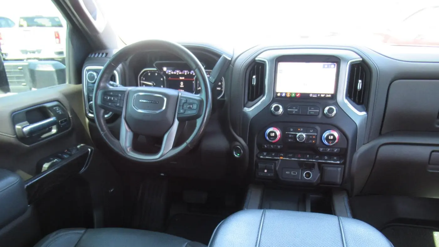 2023 GMC Sierra 3500HD Denali