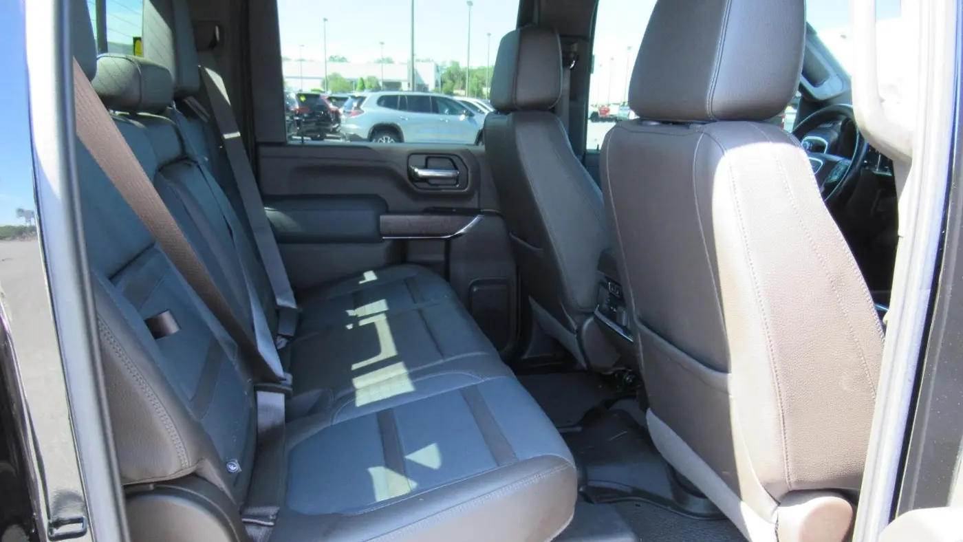 2023 GMC Sierra 3500HD Denali