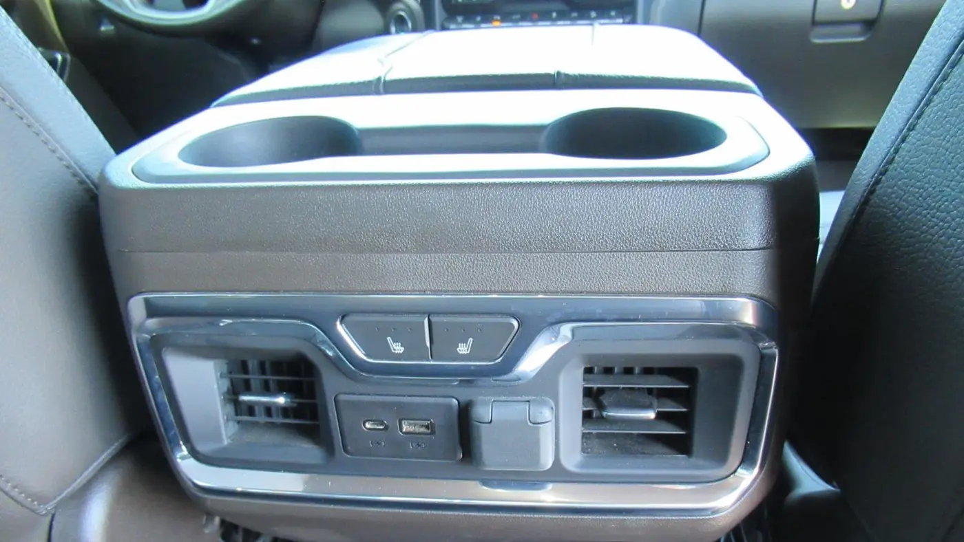 2023 GMC Sierra 3500HD Denali