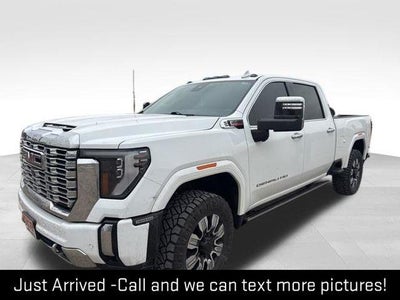 2024 GMC Sierra 3500HD 4X4 Denali 4DR Crew Cab SB SRW
