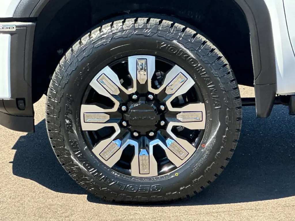 2024 GMC Sierra Hd - $73,888