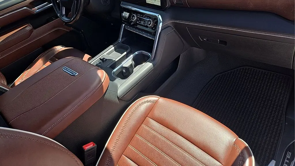 2024 GMC Sierra 2500HD Denali Ultimate