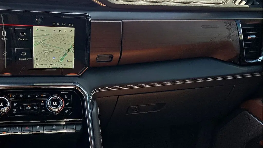2024 GMC Sierra 2500HD Denali Ultimate