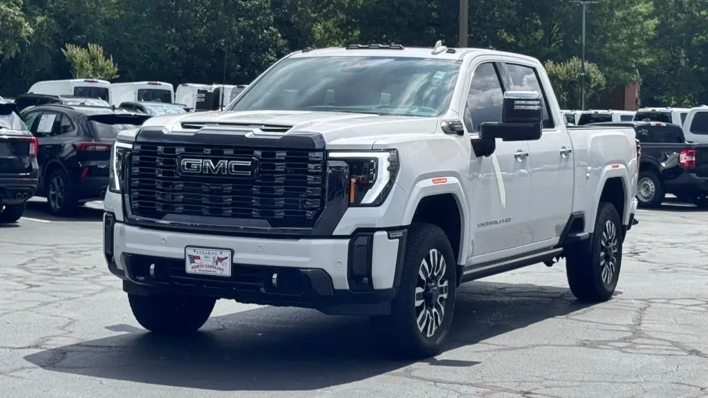 2024 GMC Sierra 2500HD Denali Ultimate