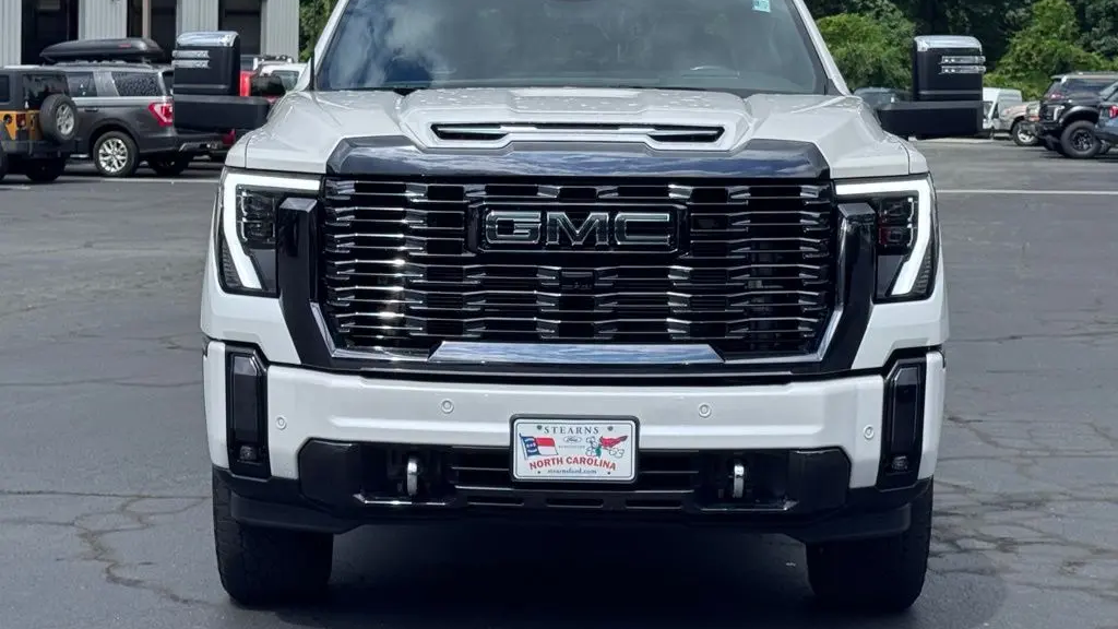 2024 GMC Sierra 2500HD Denali Ultimate