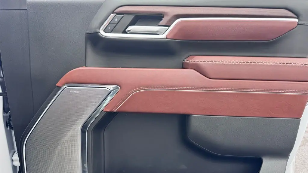 2024 GMC Sierra 2500HD Denali Ultimate