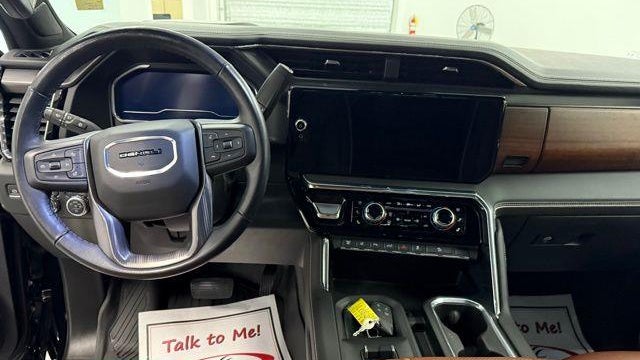 2024 GMC Sierra 2500HD Denali Ultimate