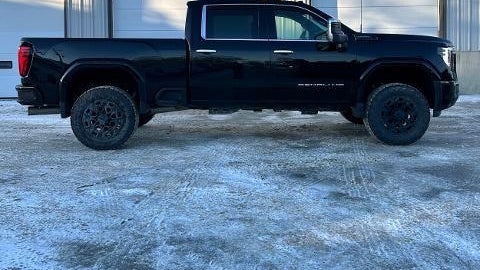 2024 GMC Sierra 2500HD Denali Ultimate