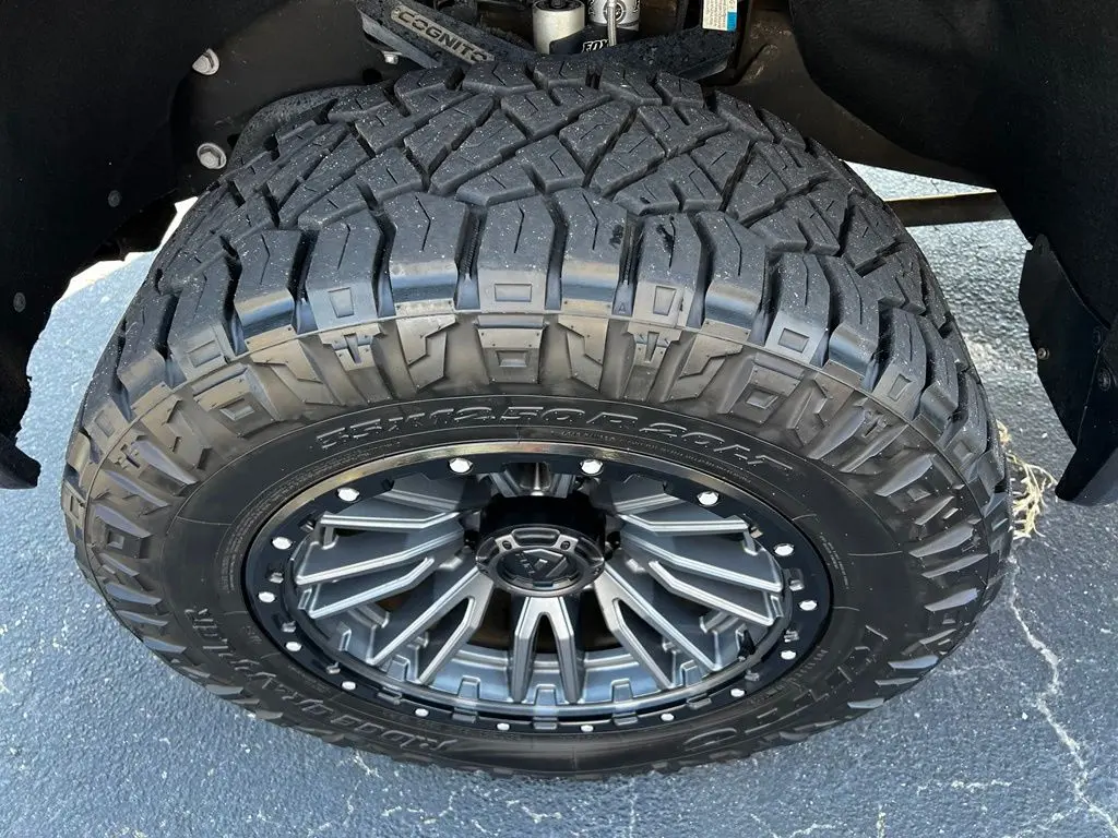 2024 GMC Sierra Hd - $68,381