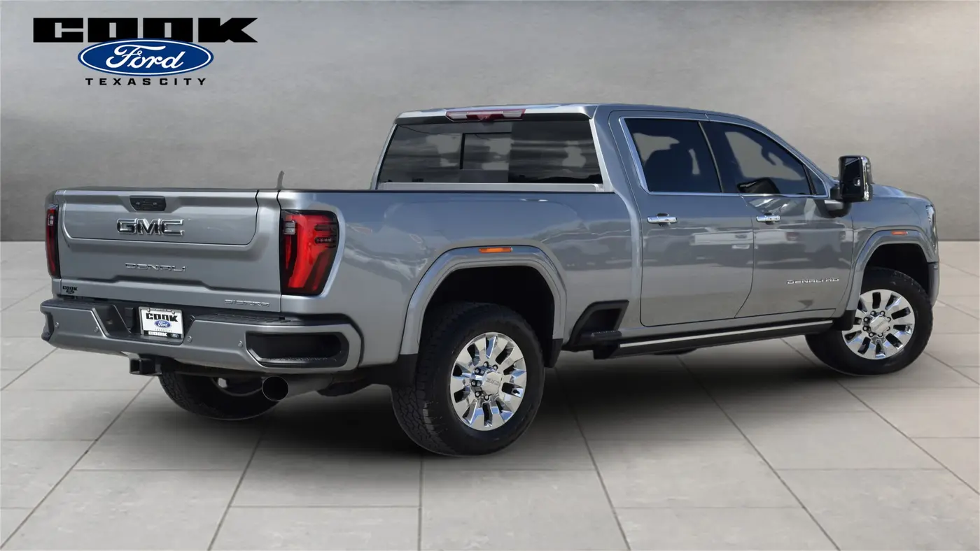 2024 GMC Sierra 2500HD Denali Ultimate