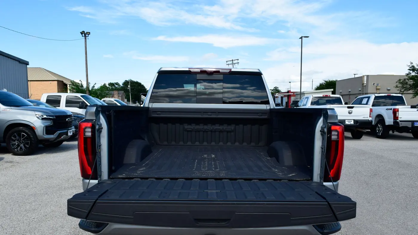 2024 GMC Sierra 2500HD Denali Ultimate