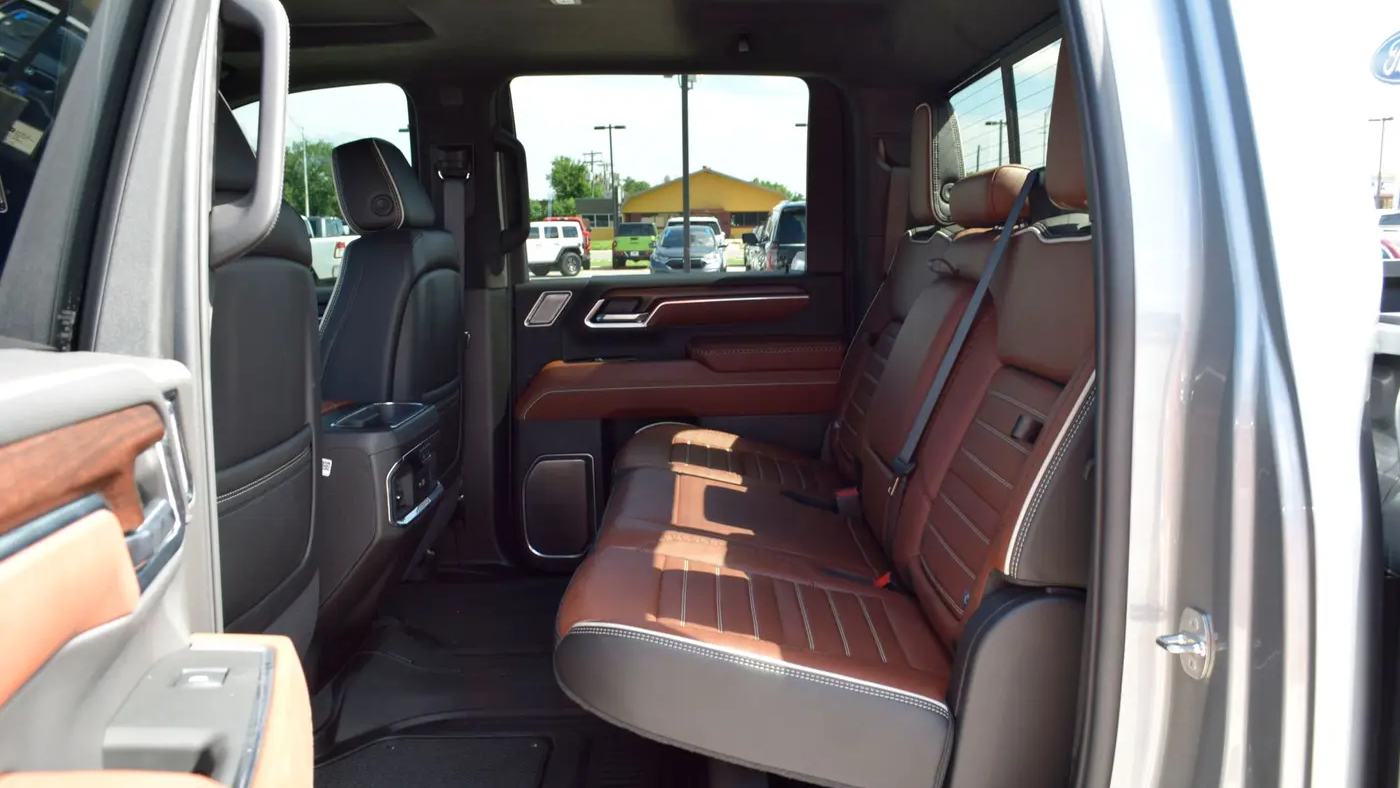 2024 GMC Sierra 2500HD Denali Ultimate
