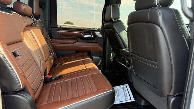 2024 GMC Sierra 2500HD Denali Ultimate