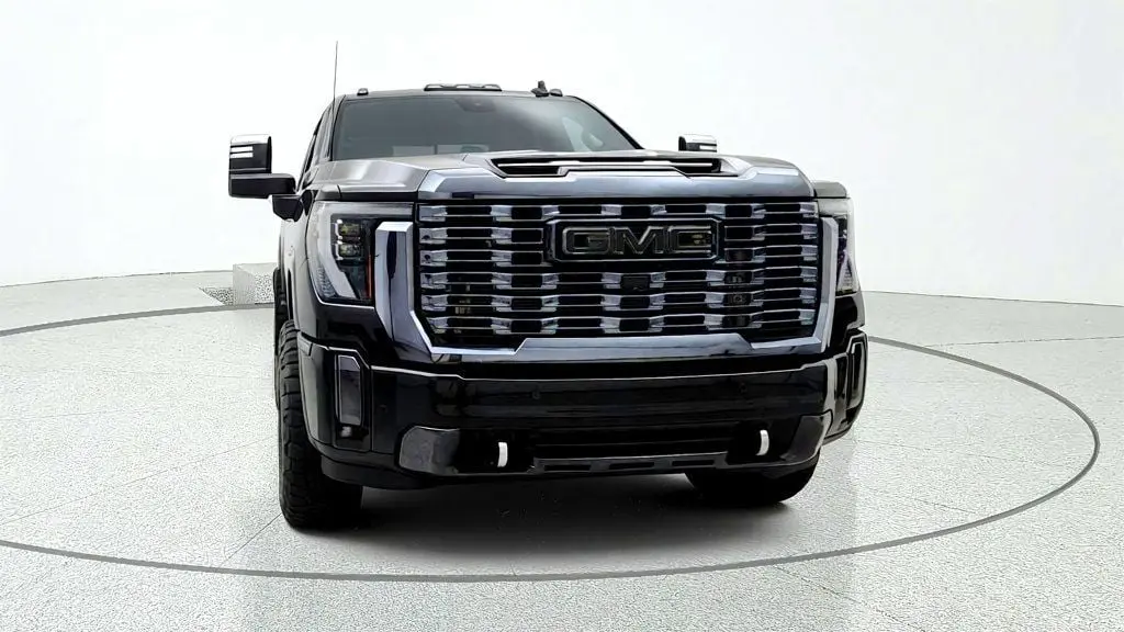 2024 GMC Sierra Hd - $67,995