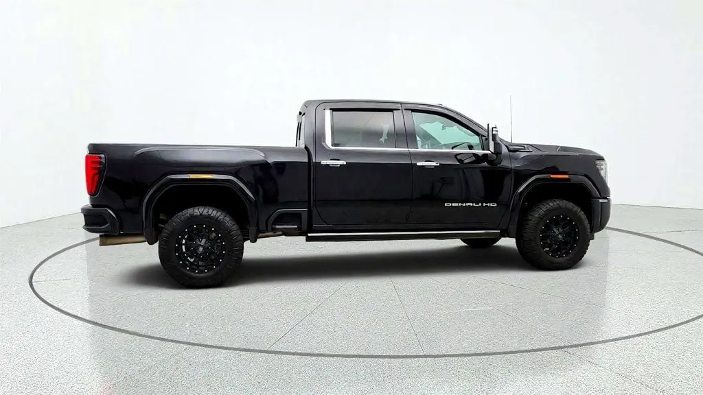 2024 GMC Sierra Hd - $67,995