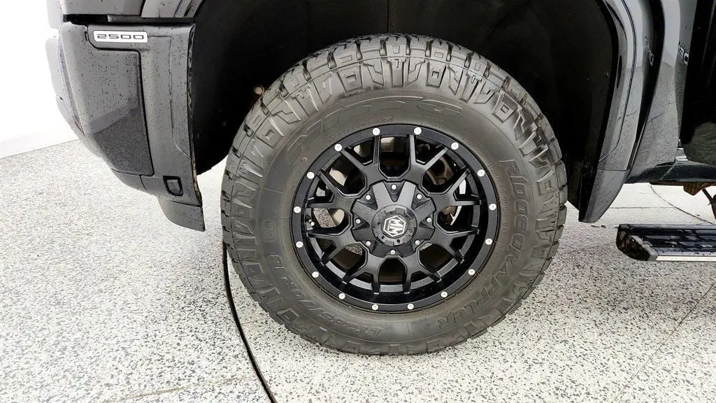 2024 GMC Sierra Hd - $67,995