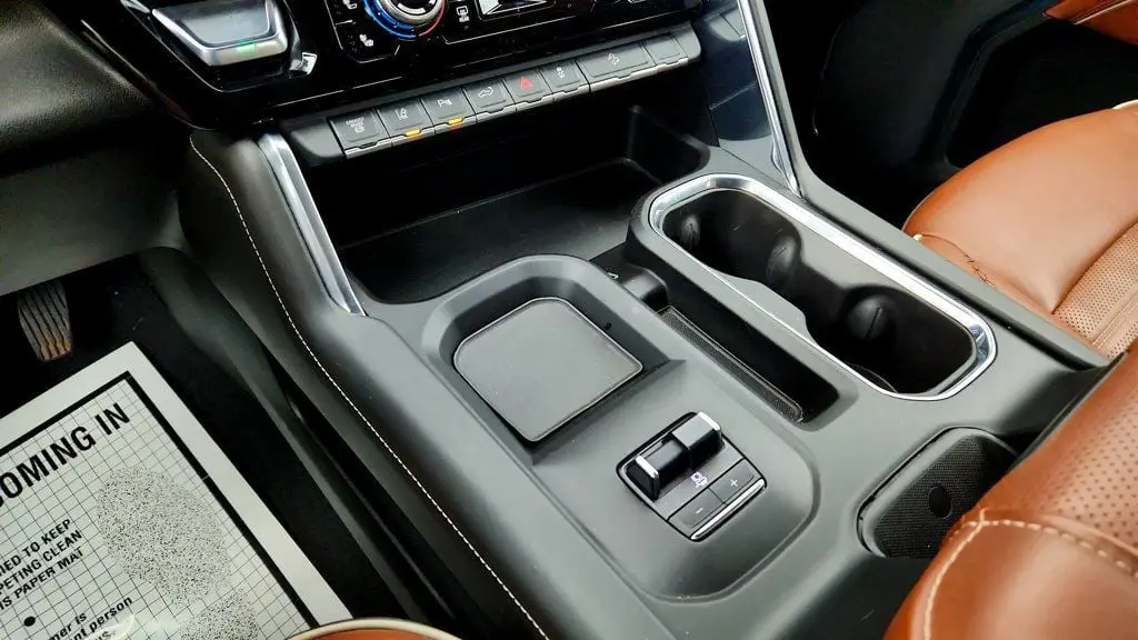 2024 GMC Sierra Hd - $67,995