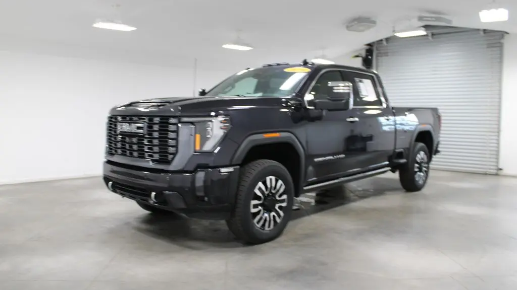 2024 GMC Sierra 2500HD Denali Ultimate