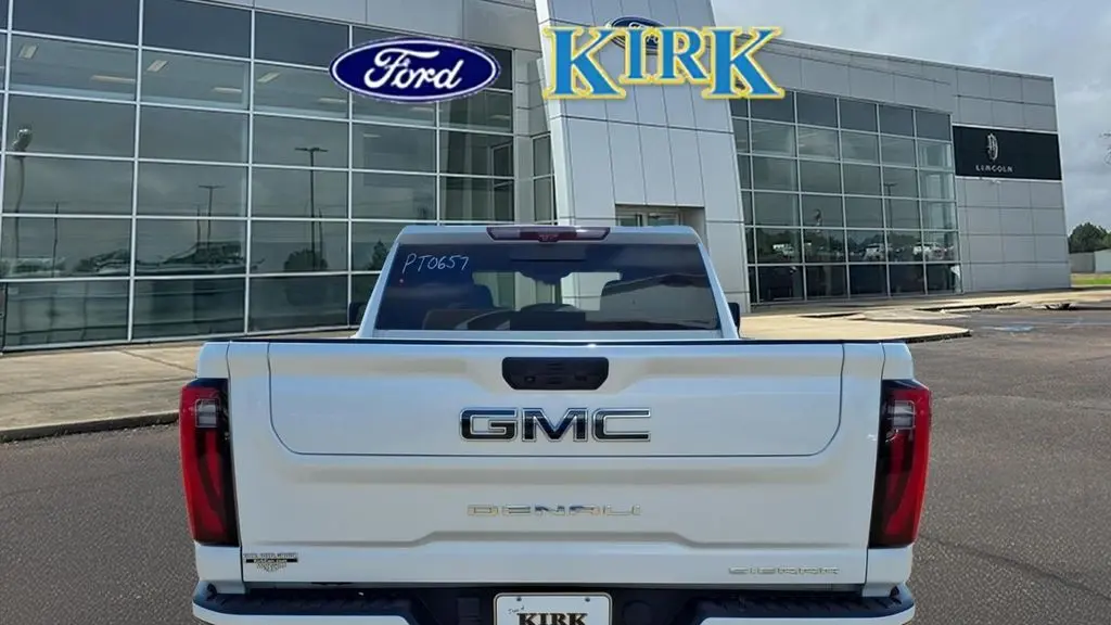 2024 GMC Sierra 2500HD Denali Ultimate