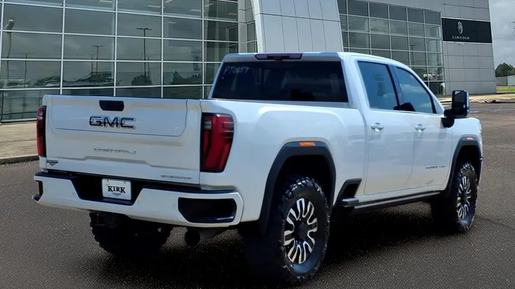 2024 GMC Sierra 2500HD Denali Ultimate