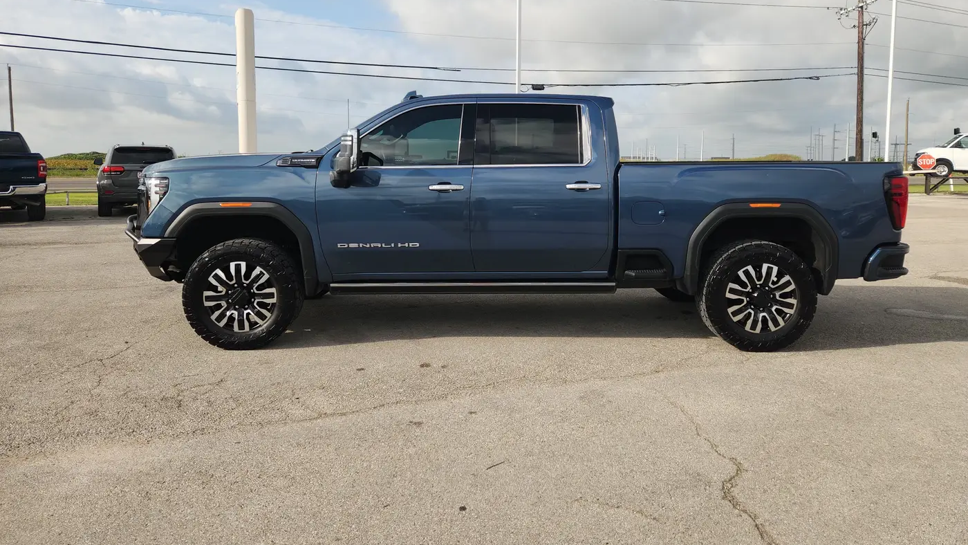 2024 GMC Sierra 2500HD Denali Ultimate