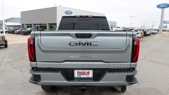 2024 GMC Sierra 2500HD Denali Ultimate