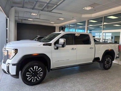 2024 GMC Sierra 2500HD 4X4 Denali Ultimate 4DR Crew Cab SB