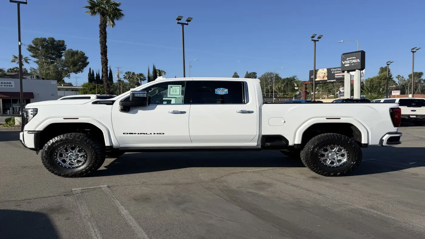 2024 GMC Sierra 2500HD Denali Ultimate