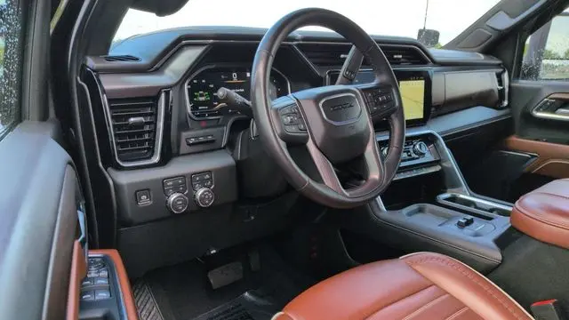 2024 GMC Sierra 2500HD Denali Ultimate