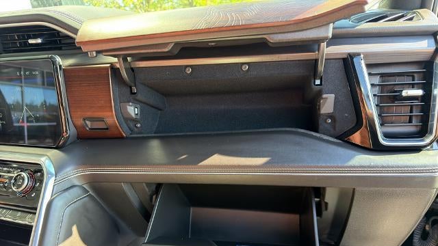 2024 GMC Sierra 3500HD Denali Ultimate