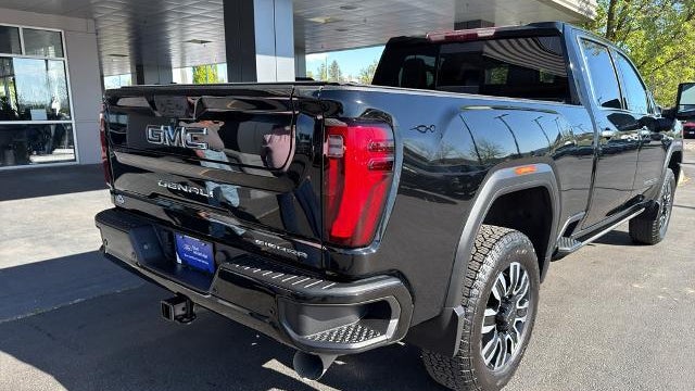 2024 GMC Sierra 3500HD Denali Ultimate