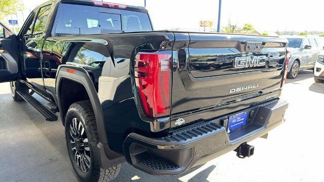 2024 GMC Sierra 3500HD Denali Ultimate