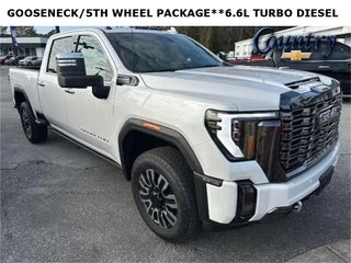 2024 GMC Sierra 3500HD with White Frost Tricoat Exterior