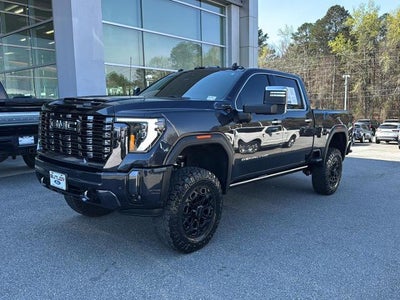 2024 GMC Sierra 3500HD 4X4 Denali Ultimate 4DR Crew Cab SB SRW