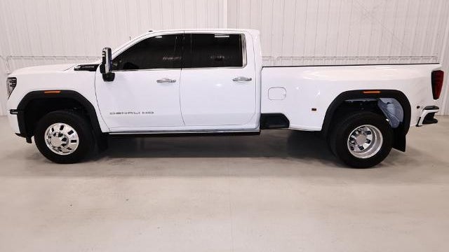 2024 GMC Sierra 3500HD Denali Ultimate