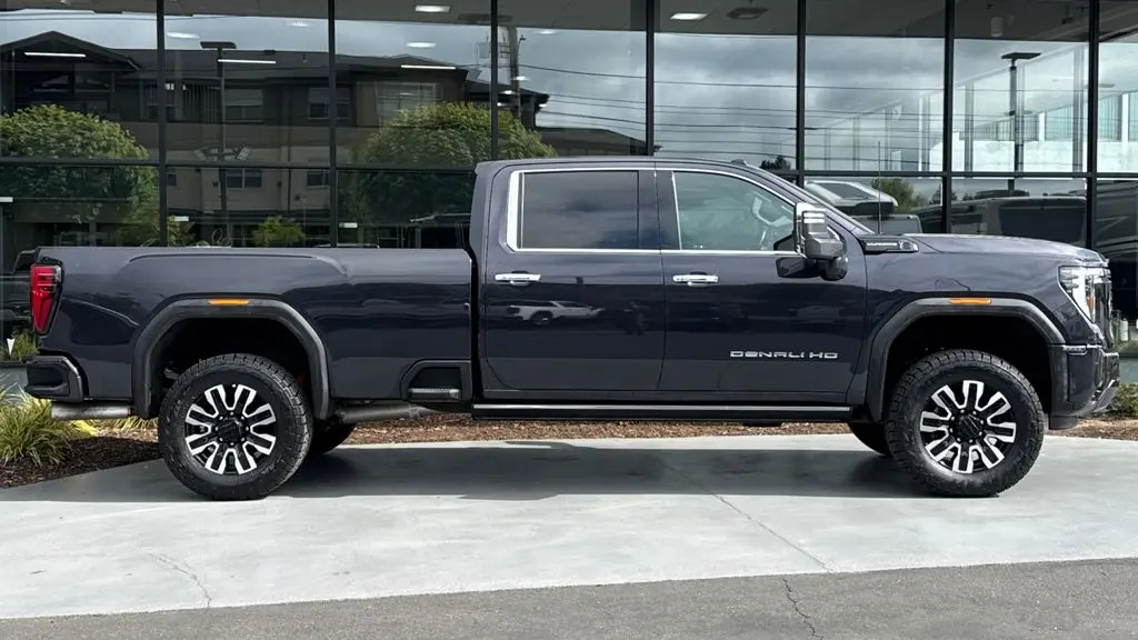 2024 GMC Sierra 3500HD Denali Ultimate